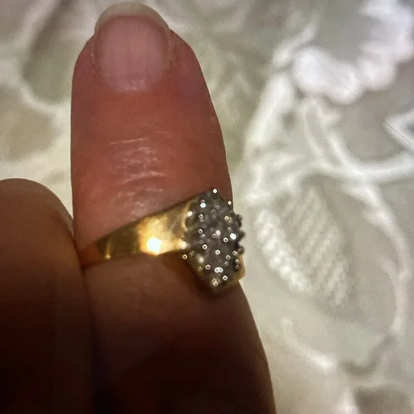 Size 6 New Ring